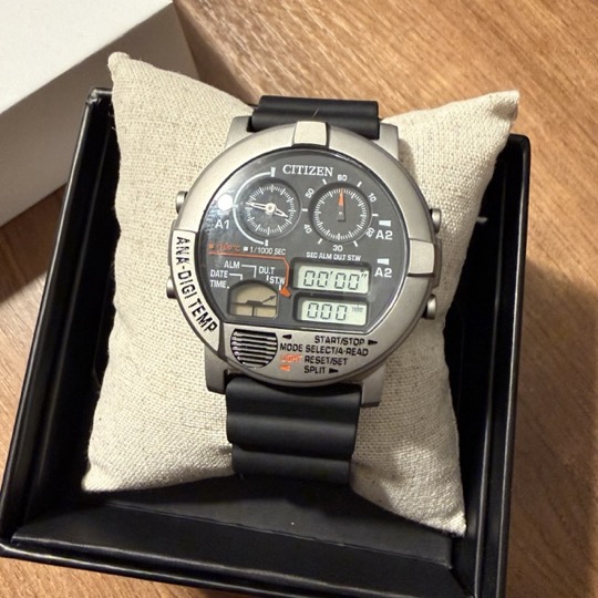 Citizen Ana-Digi Temp JG0070-11E box