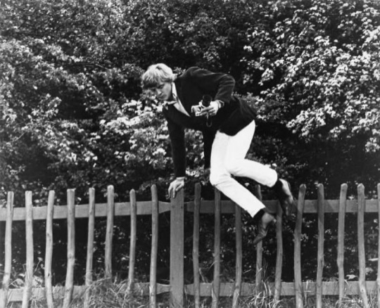 David Hemmings na planie