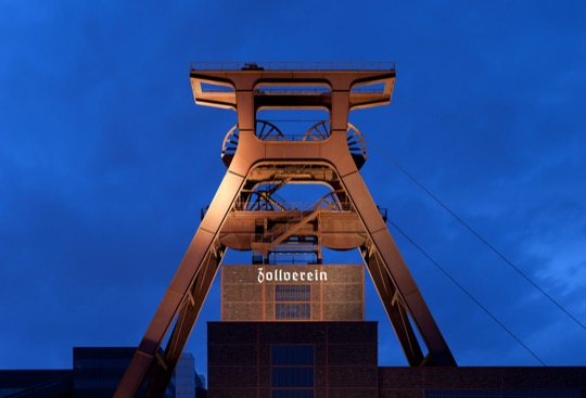 Zeche Zollverein at dusk