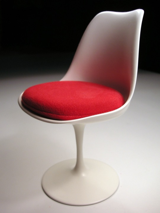 Krzesło Tulip Eero Saarinen